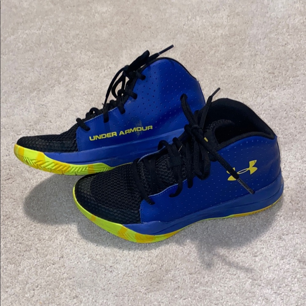 Under Armour Blue and Yellow Sneakers High-Top Performance